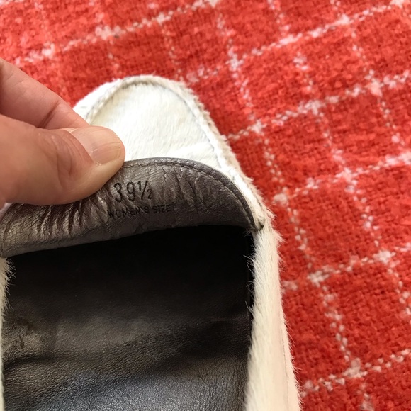 Tod’s Calf Hair/Pony Hair Cream Gommino Driving Shoes Black Bubbles EUC Sz. 9.5 - Picture 14 of 16